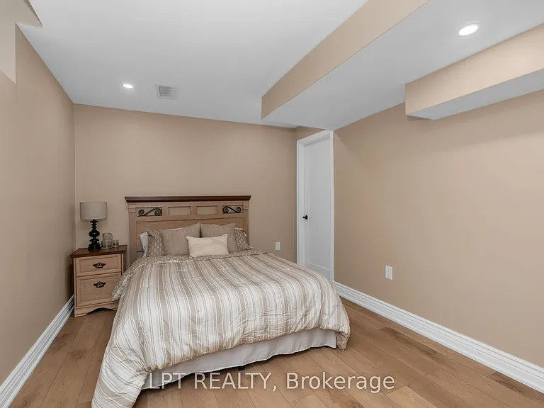 47 Northview Cres — Photo 27