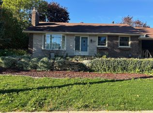 420 Grandview Dr, Meaford, ON N4L 1J6