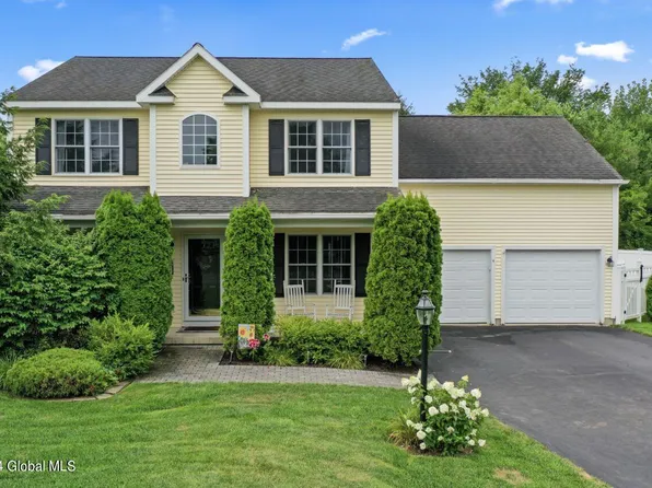 4 Packetboat Court, Waterford, NY 12188