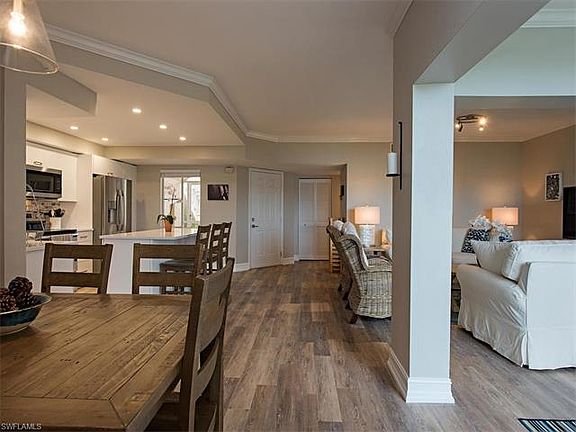 3rd image of 2711 Citrus Lake Dr APT 102