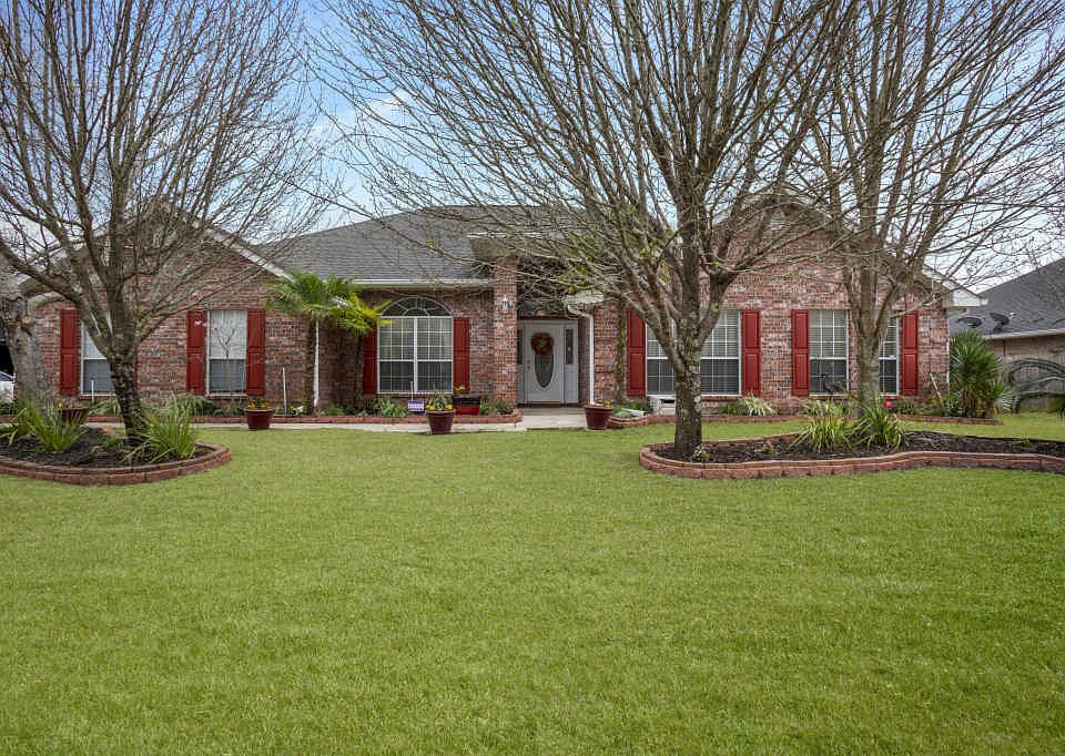 1st image of 2965 Cypress Creek Dr