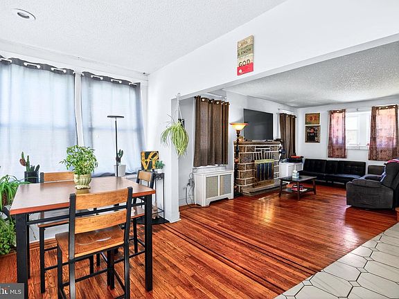 3rd image of 6341 Martins Mill Rd