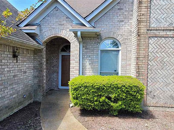 3rd image of 4471 Whispering Bend Dr