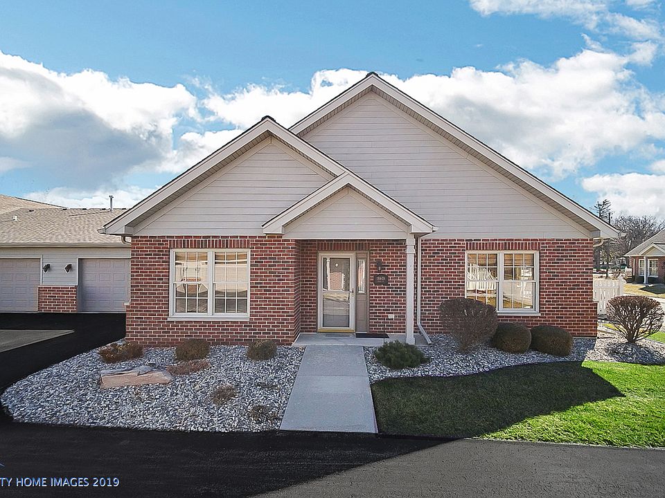 1st image of 18605 Villa Ct #15