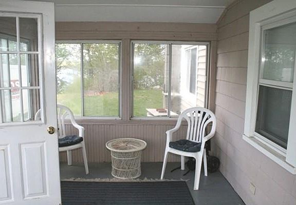 3rd image of 146 Moulton Dr