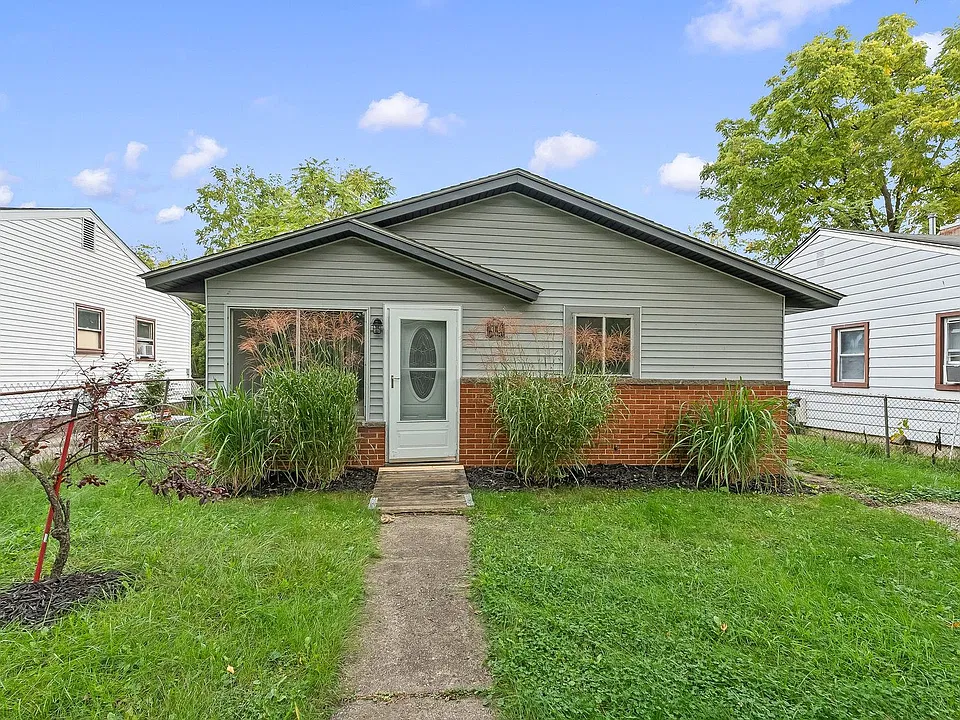 41 E Sheffield Ave