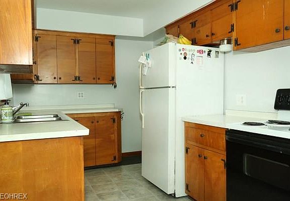 5th image of 1008 Central Parkway Ave SE