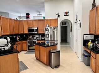 13801 NW 16th St, Pembroke Pines, FL 33028