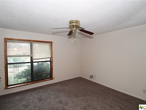 5th image of 1408 Farhills Dr
