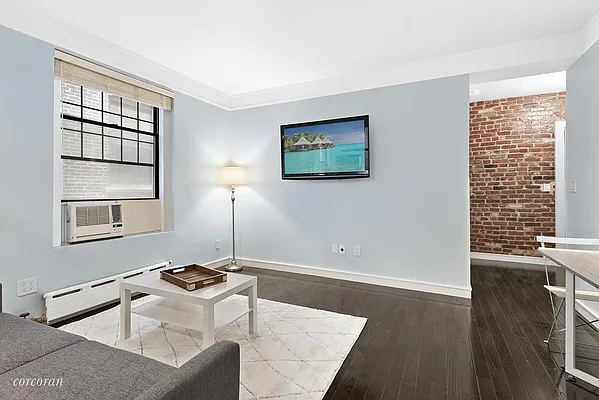 Sold by Corcoran | media 14