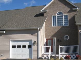2633 Blossom Trl E, Blacksburg, VA 24060