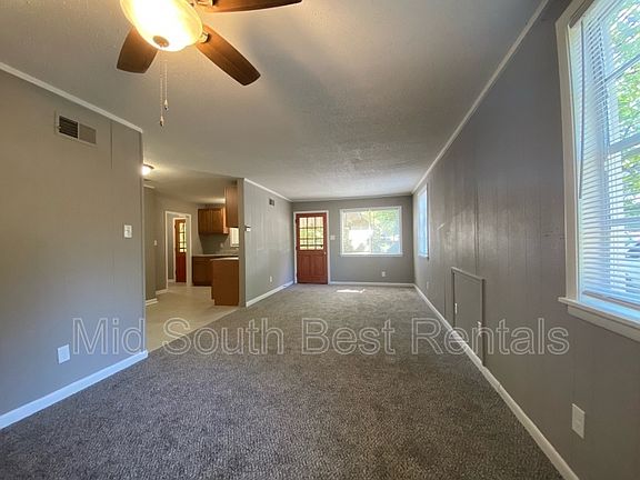 4th image of 4230 Falcon Dr