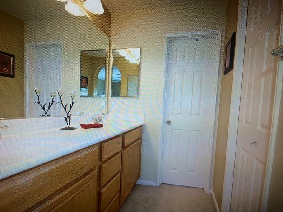 1st image of 2732 Escala Cir