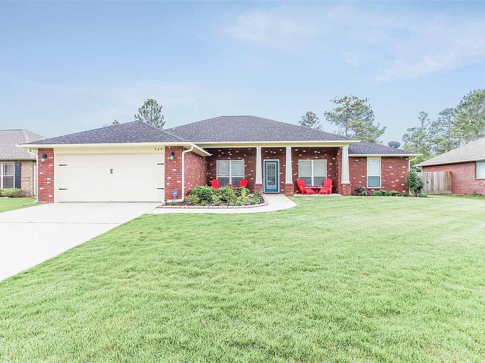 1st image of 749 Bucksaw Dr