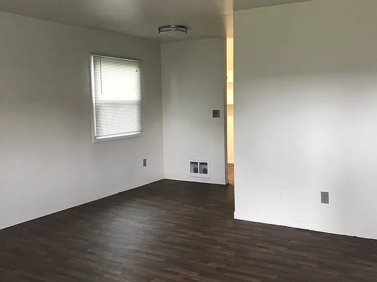 214-285 Cypress 254 256 Colorado — Photo 3