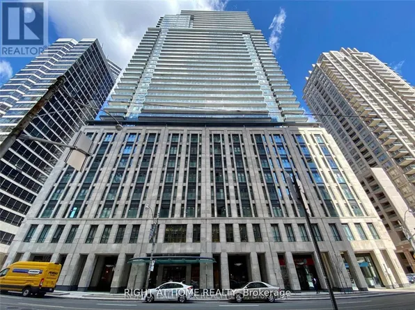 955 Bay St #2404, Toronto, ON M5S 0C6
