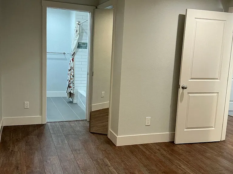 326 S Waverly St #1-4 — Photo 23