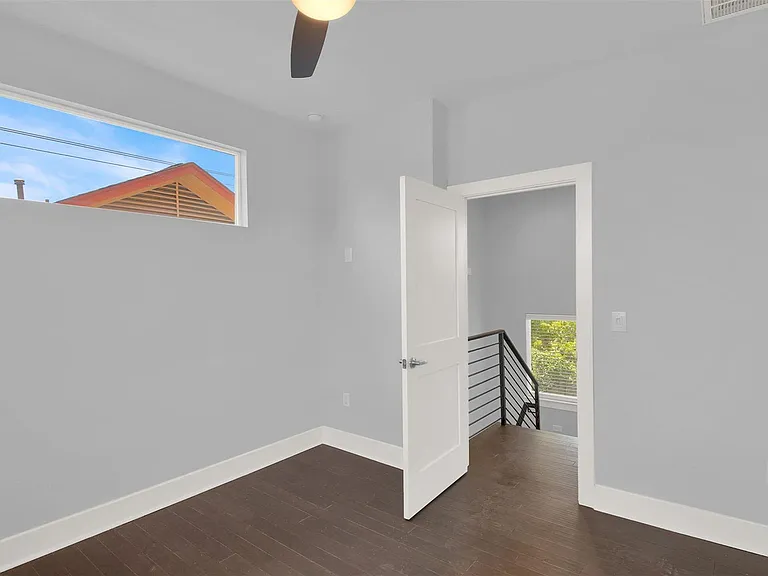 6902 Carver Ave #A — Photo 18