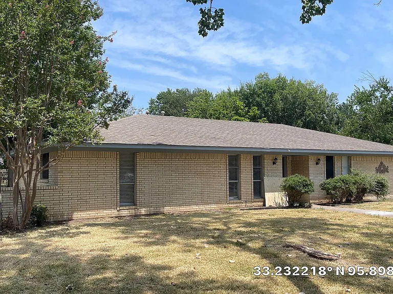2816 Windy Dr — Photo 15