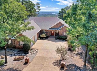 17 Derecho Way, Hot Springs Village, AR 71909