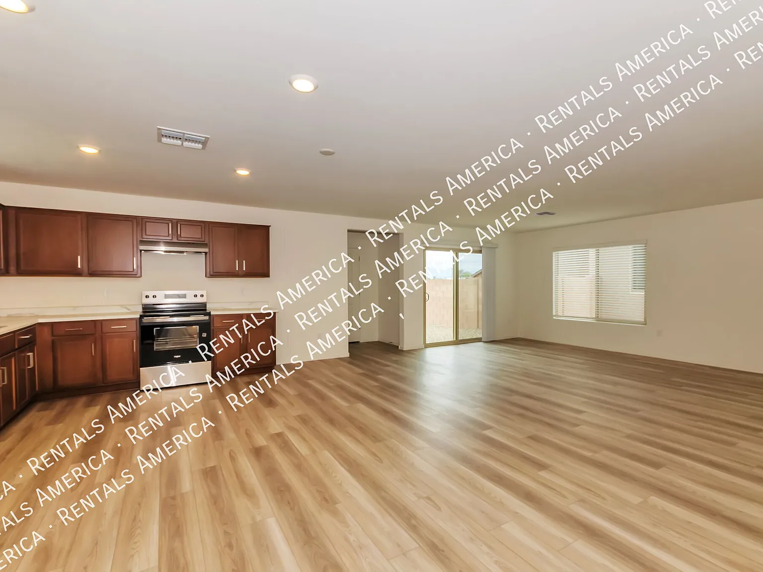 Brand-New 4Bd 2Bath Energy Efficient Home — Photo 3