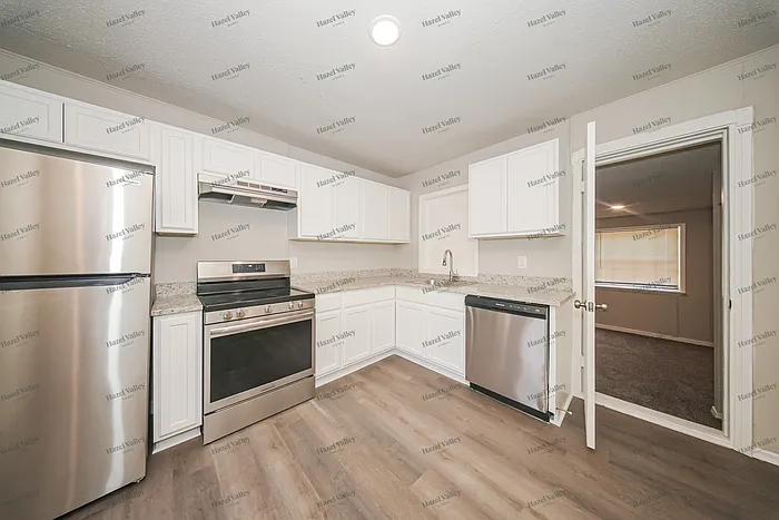 1308 NW 82nd St — Photo 4