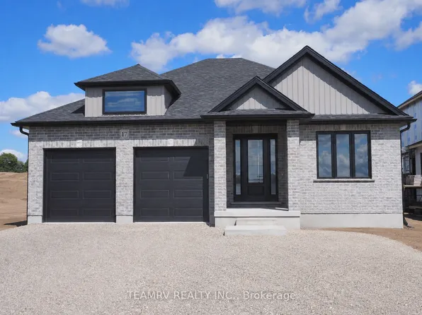 17 Darrow Dr, Tillsonburg, ON N4G 0L3