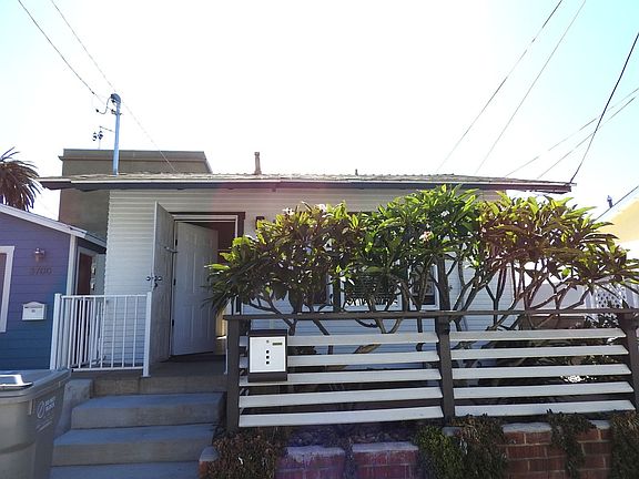 3rd image of 3698-3700 Crestwood Pl