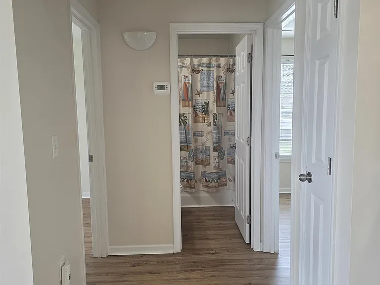 1328 Valor Rd — Photo 15