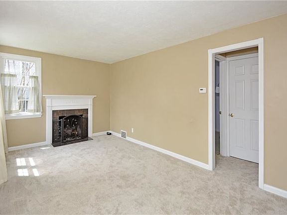 3rd image of 96 Prospect St