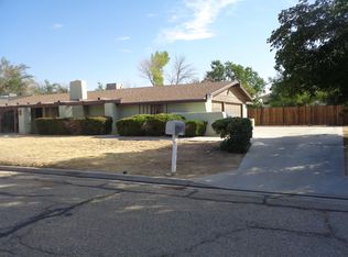 10754 McIntosh Way, California City, CA