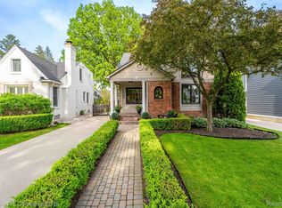 1259 Cedar Dr, Birmingham, MI 48009