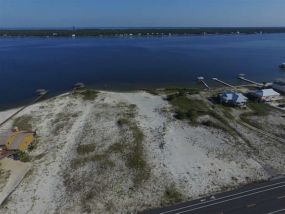 4th image of 2554 W Beach Blvd