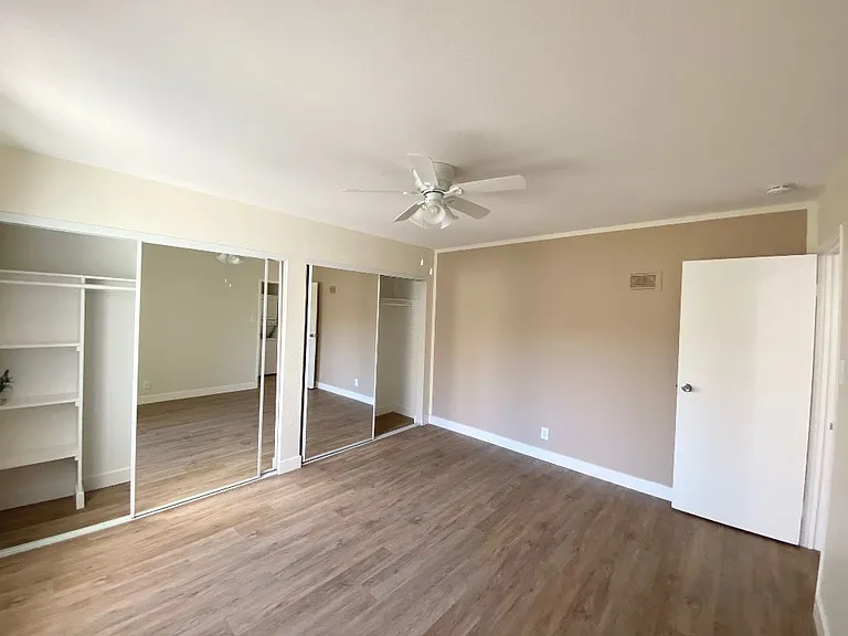 The Court Apartments — Photo 6
