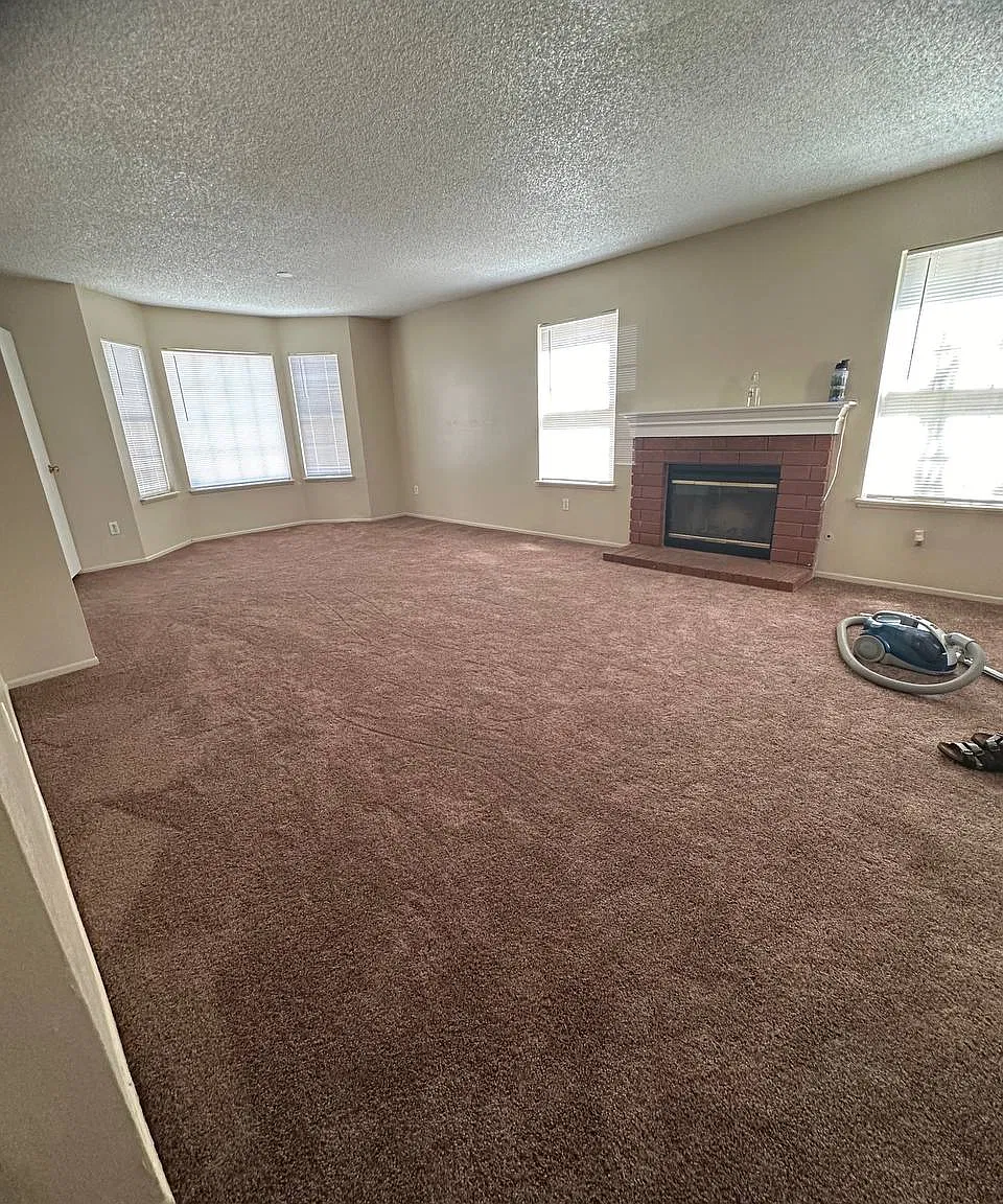 4 bed, 1748 sqft, $3,100 — Photo 4