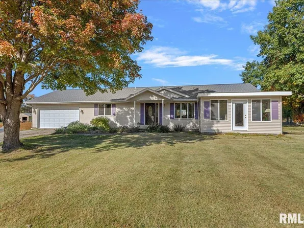 11951 Mechanicsburg Blacktop, Dawson, IL 62520