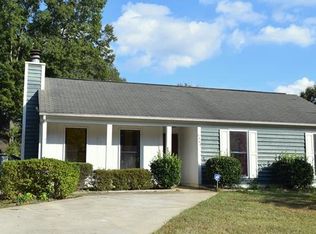6409 Woodthrush Dr, Charlotte, NC 28227
