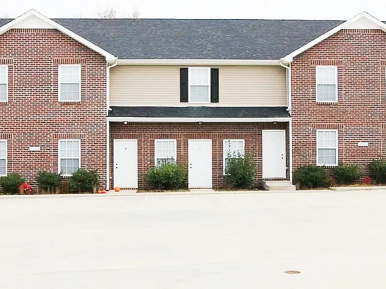 1213 Ash Ridge Dr #D — Photo 1