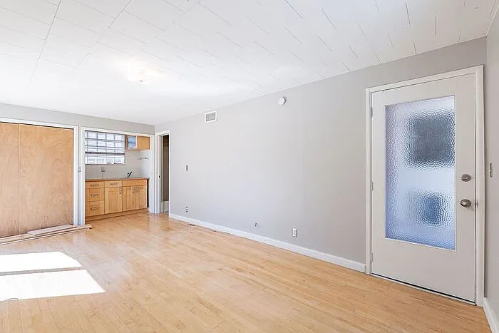 102 North Ave — Photo 26