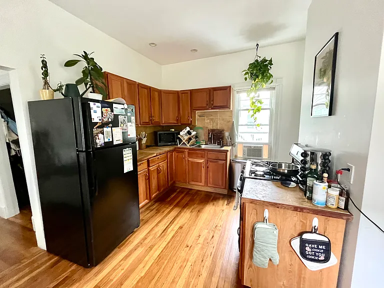 26 Appleton St #2 — Photo 3