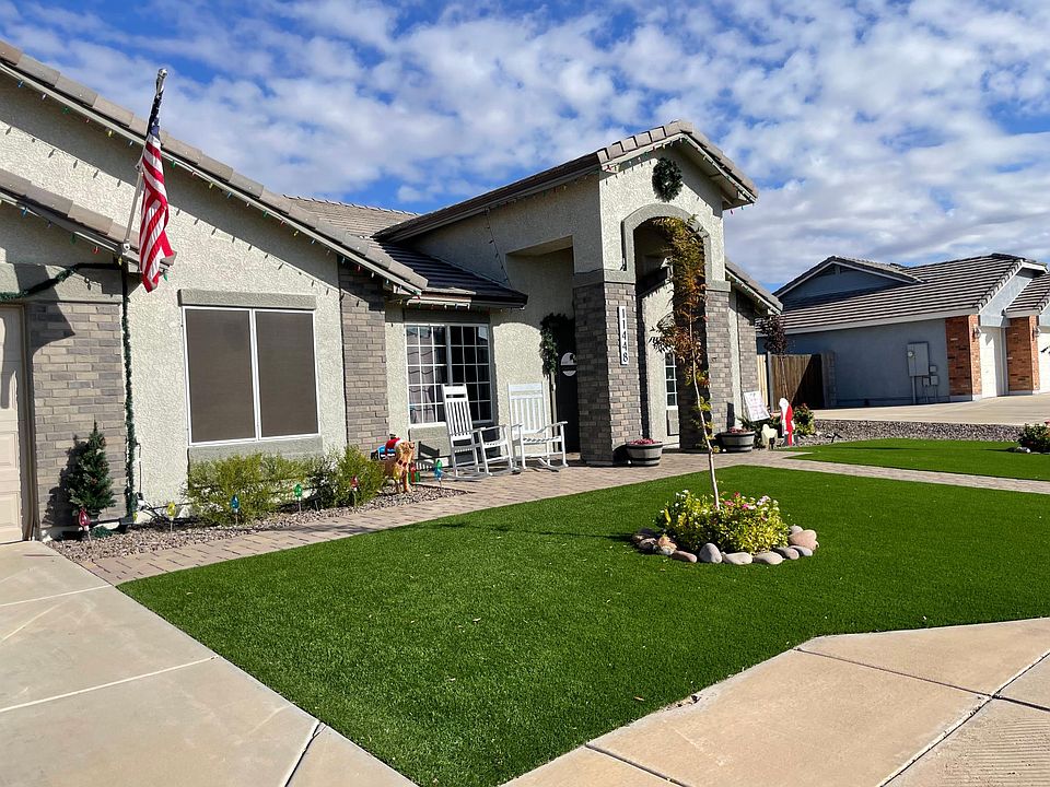 Front of the house from the driveway