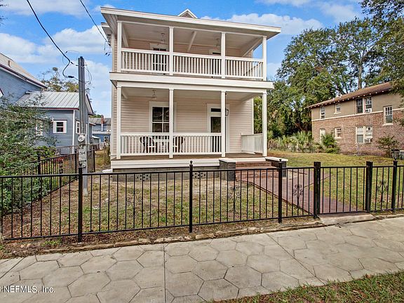 3rd image of 1514 N LIBERTY Street
