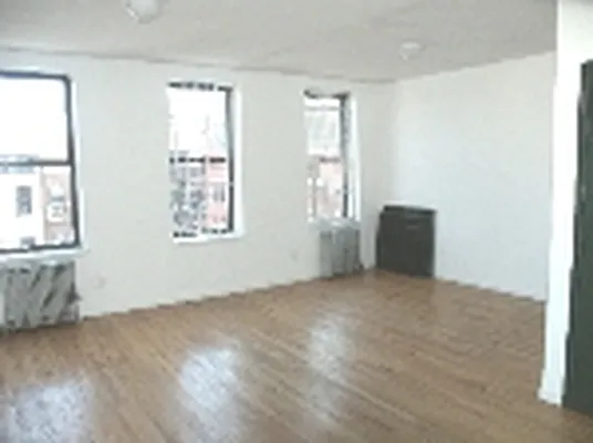 Rented by Rent Manhattan | media 11