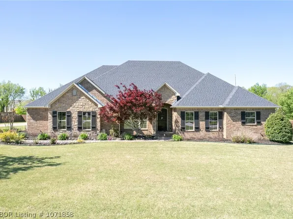 11600 Maple Park Dr, Fort Smith, AR 72916