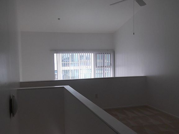 4th image of 750 11th Ave Unit 204