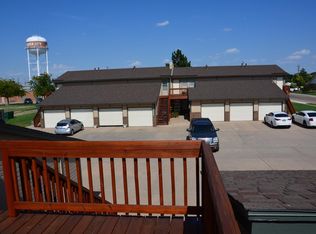 1909 E Sloan St, Garden City, KS 67846
