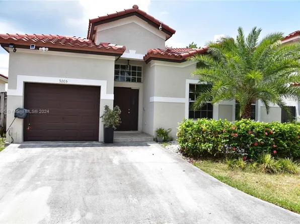 9205 SW 215th Ter, Cutler Bay, FL 33189
