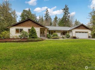9240 Priddy Vista Road NW, Seabeck, WA 98380
