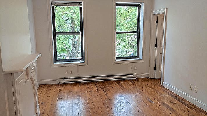 1st image of 210 Howard Ave #2A
