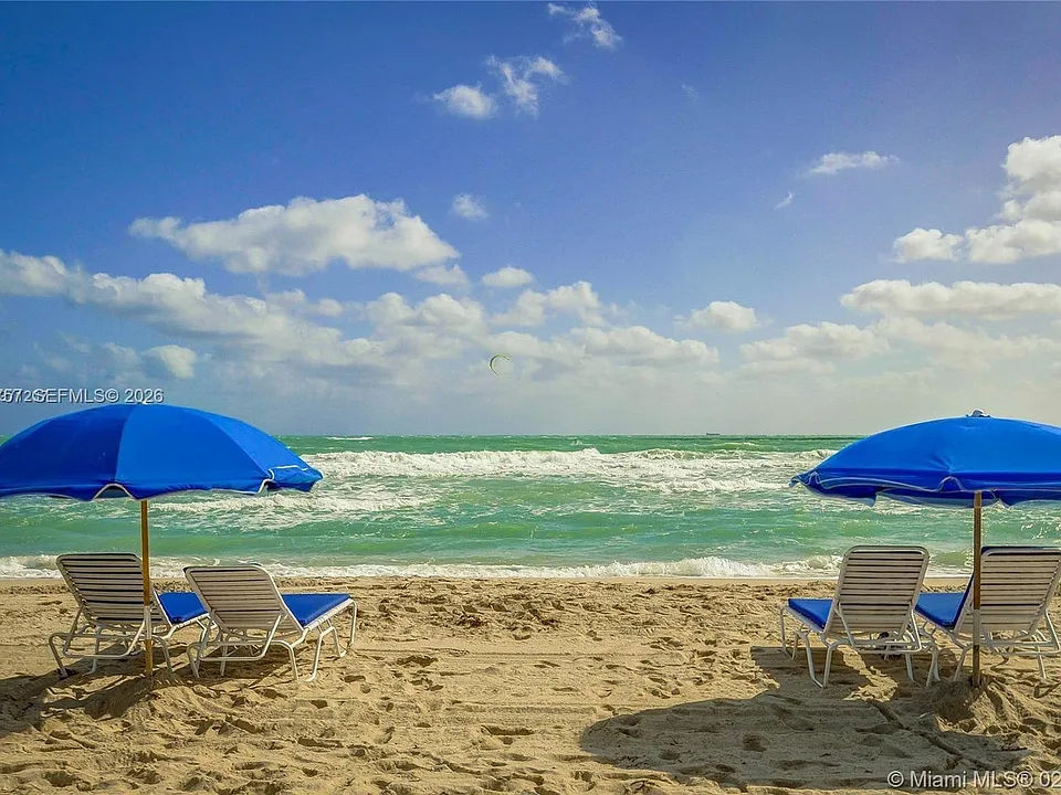 6301 Collins Ave #TS3